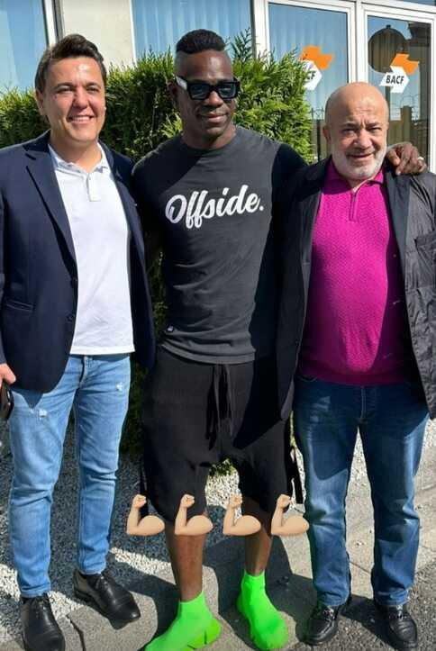 Balotelli Adana Demirspor'a geri mi döndü? Adana Demirspor Balotelli'yi transfer etti mi?