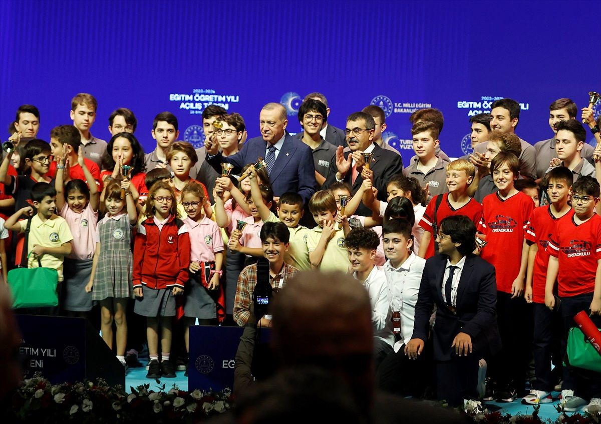 Cumhurbaşkanı Erdoğan, 2023-2024 Eğitim Öğretim Yılı Açılış Töreni'nde konuştu: (2)