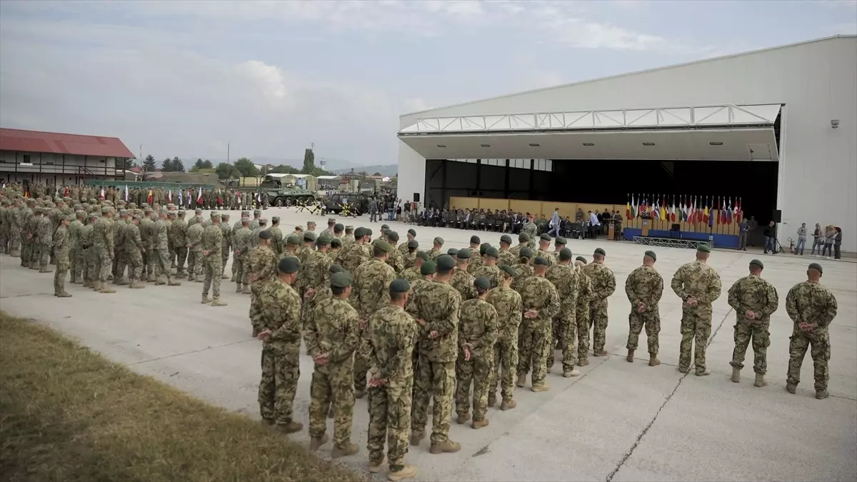 Bosna Hersek'te EUFOR'un hava ve karadaki kabiliyetleri sergilendi