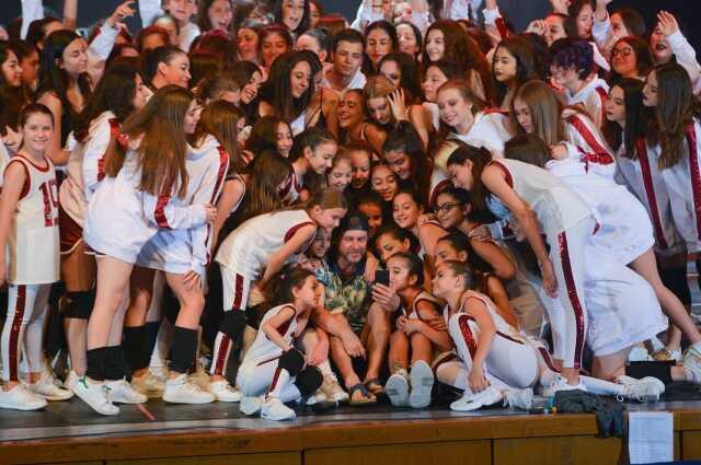 Hayatını baleye adadı! İşte Devlet Opera ve Balesi Genel Müdürü olan Tan Sağtürk'ün bilinmeyenleri Hayatını baleye adadı! İşte Devlet Opera ve Balesi Genel Müdürü olan Tan Sağtürk'ün bilinmeyenleri