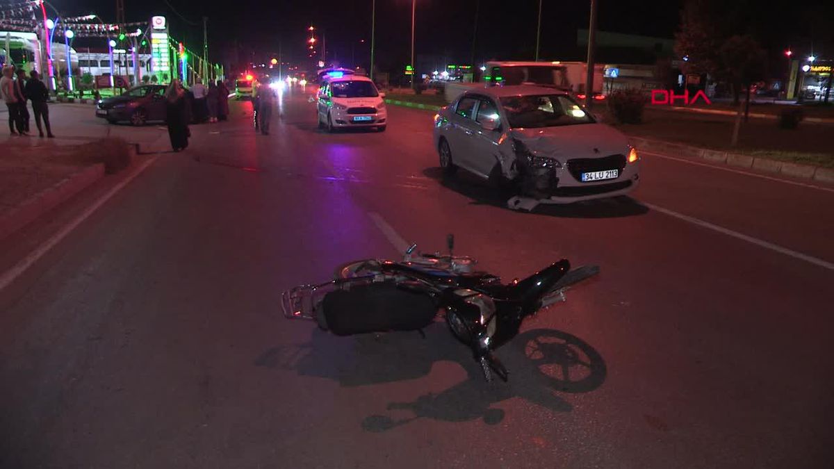 Tokat'ta kavşakta meydana gelen kaza güvenlik kamerasına yansıdı