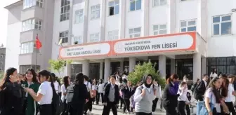 Yüksekova Fen Lisesi Öğrencileri Okul Binası İstiyor