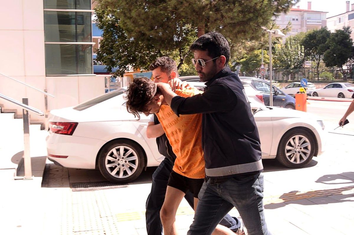 Mudanya'da Otomobil ve Motosiklet Hırsızı Yakalandı