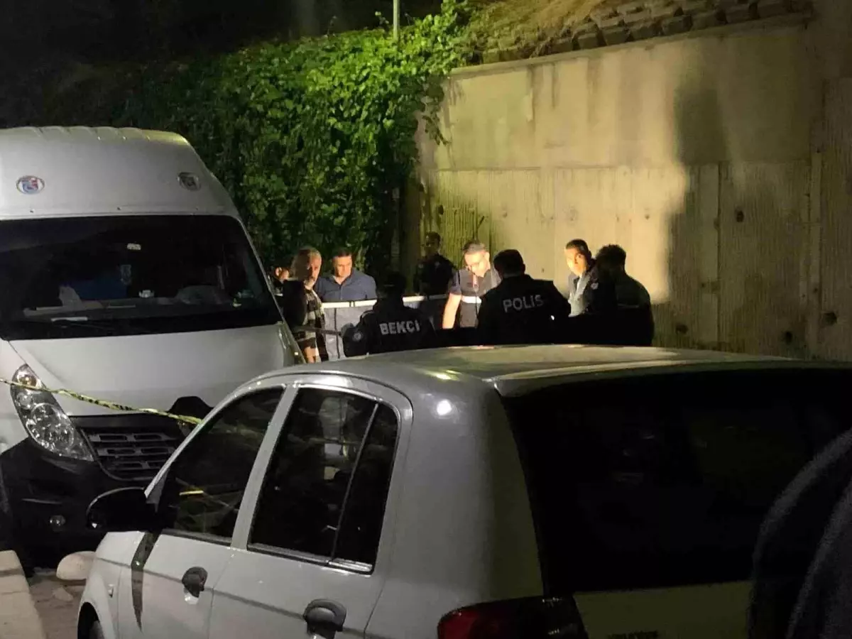 Keçiören'de Eski Eşini Yaralayan Adam Yanındaki Kişiyi Öldürdü