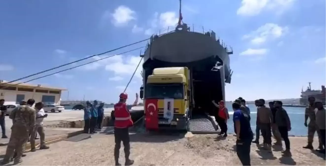 Sağlık Bakanı Libya'ya Yardım İçin Sahra Hastanesi Gönderdi