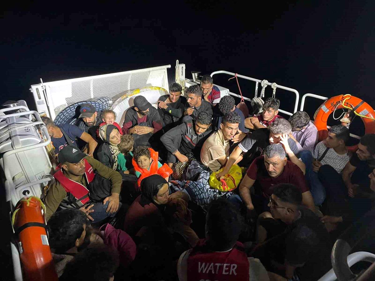 Muğla'da 30 düzensiz göçmen yakalandı