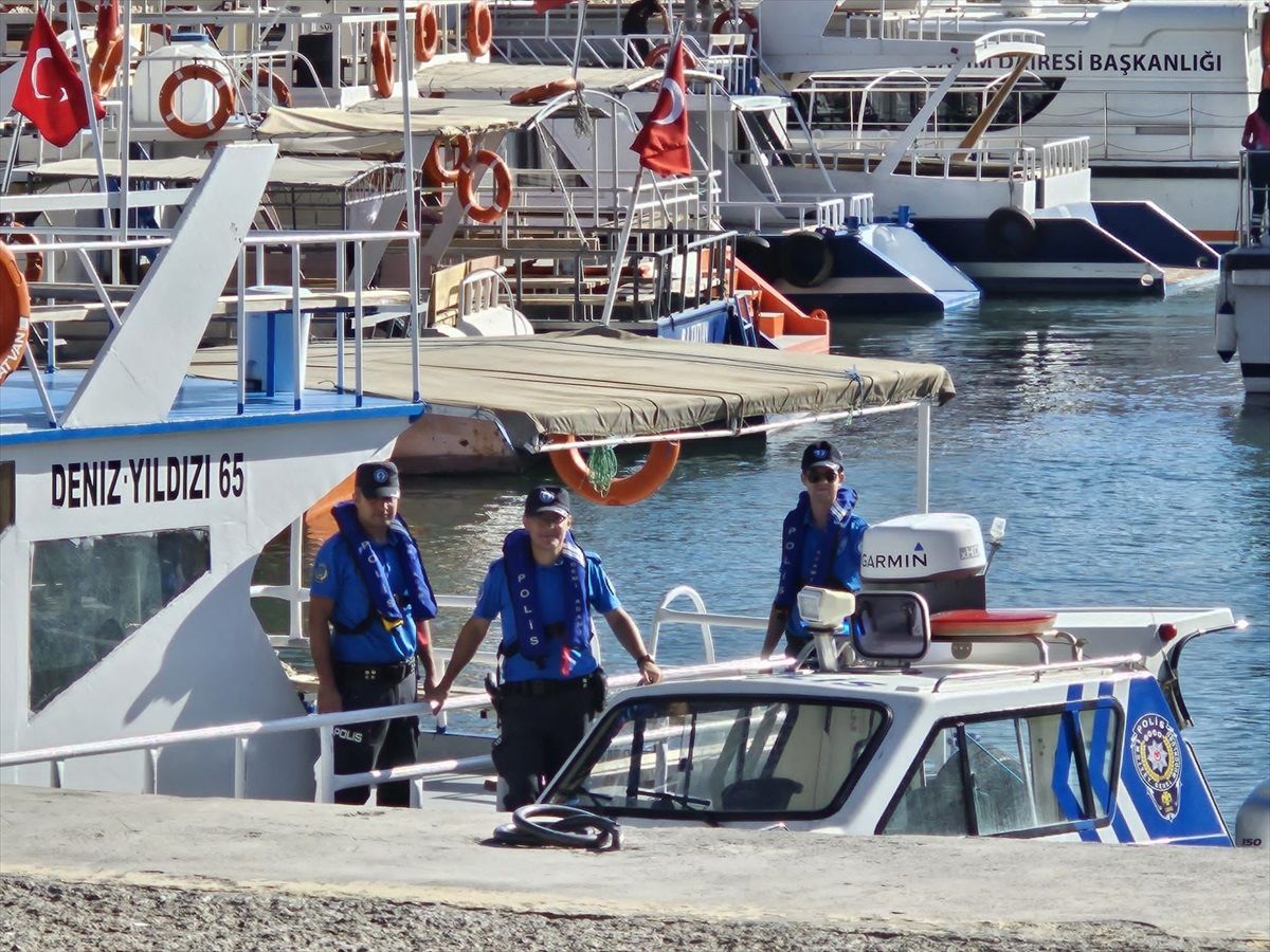 Van Gölü'nde 7 tekne denetlendi