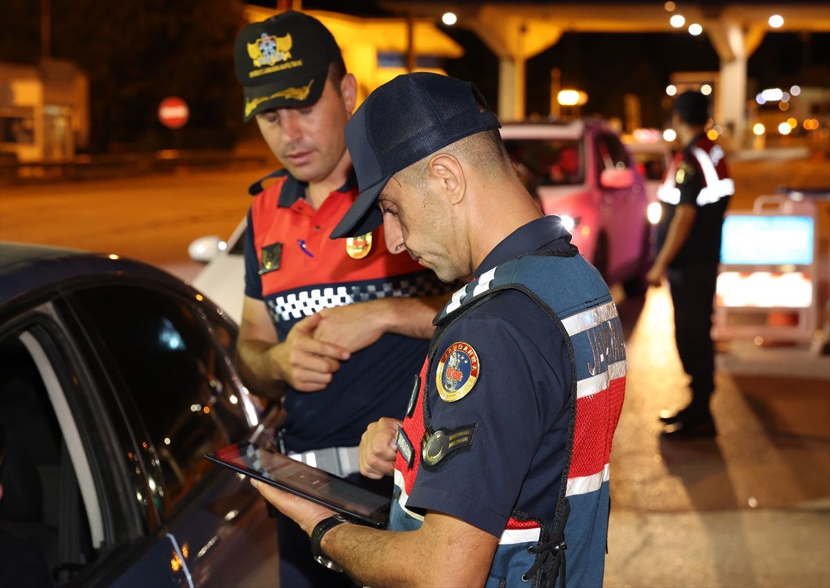 Edirne'de 454 düzensiz göçmen yakalandı