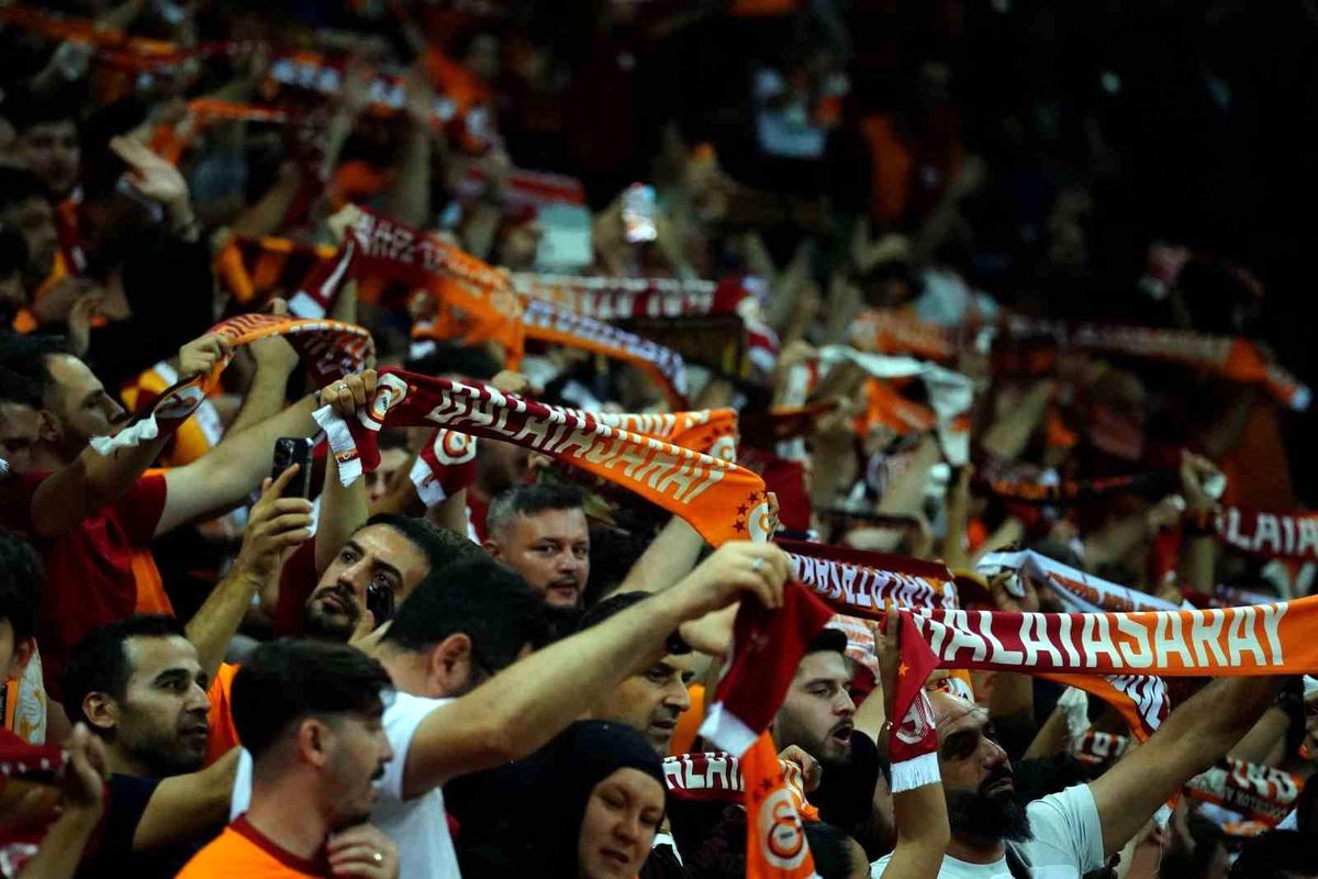 Galatasaray - Samsunspor Maçını 43 Bin 413 Seyirci İzledi