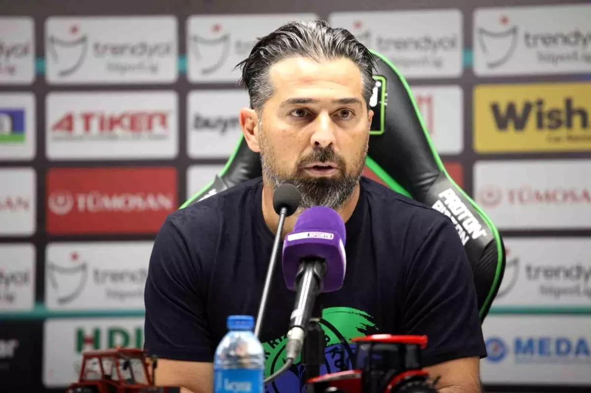 İlhan Palut: Konyaspor taraftarı beni unutmadı