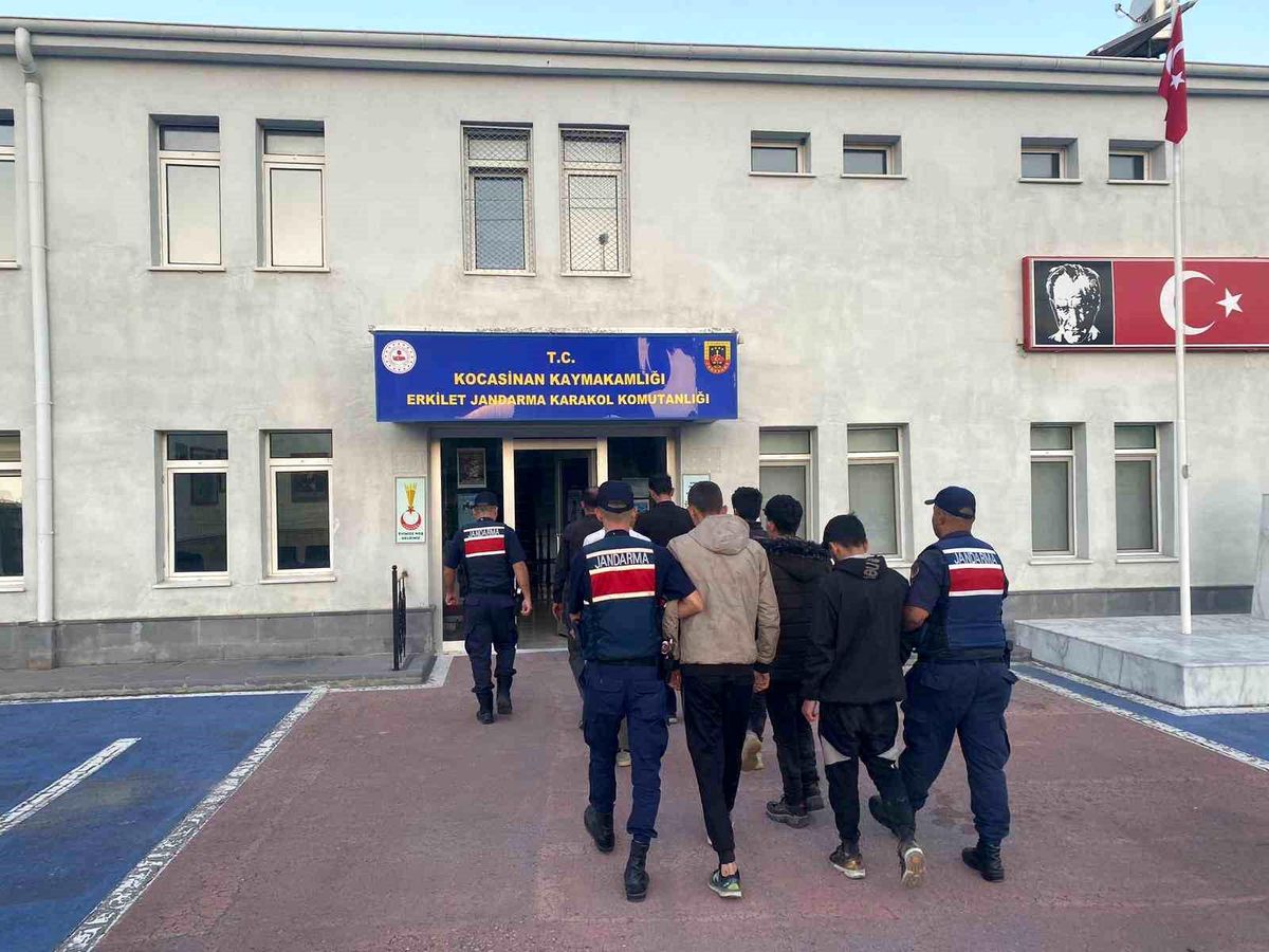Kayseri'de 7 düzensiz göçmen yakalandı