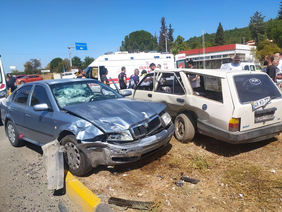 Muğla'da trafik kazası: 7 kişi yaralandı
