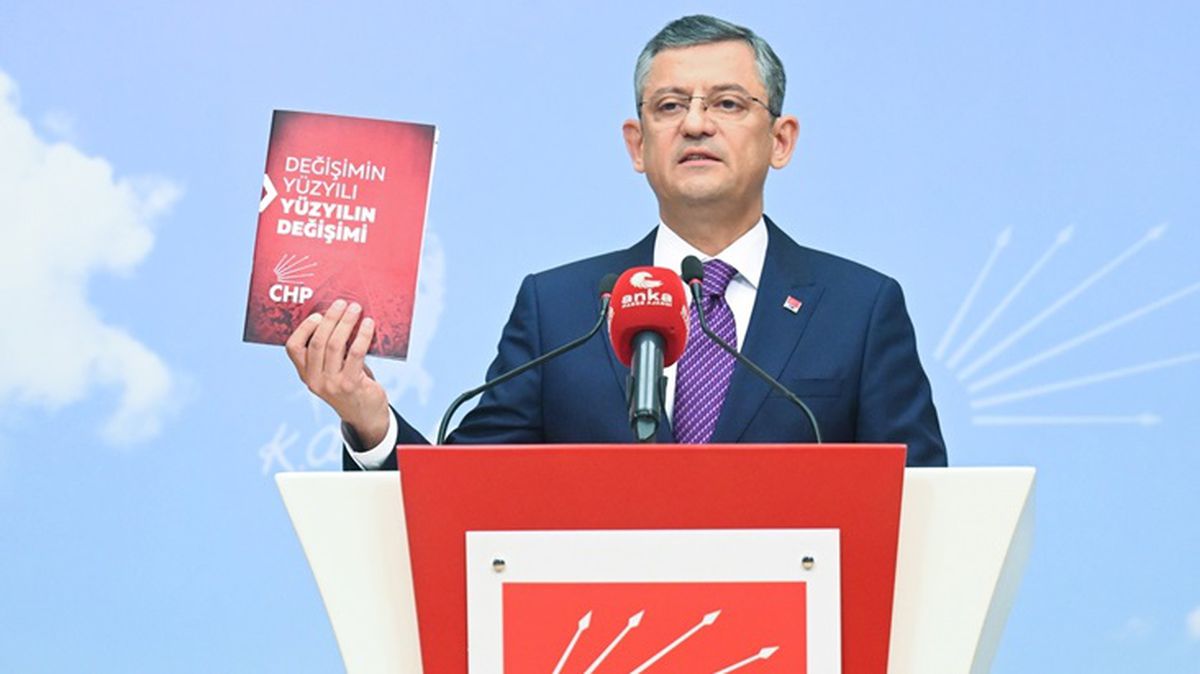 Özgür Özel, kurultay öncesi ilk şoku sosyal medyada yaşadı! Alması gereken oy kadar bile RT gelmedi