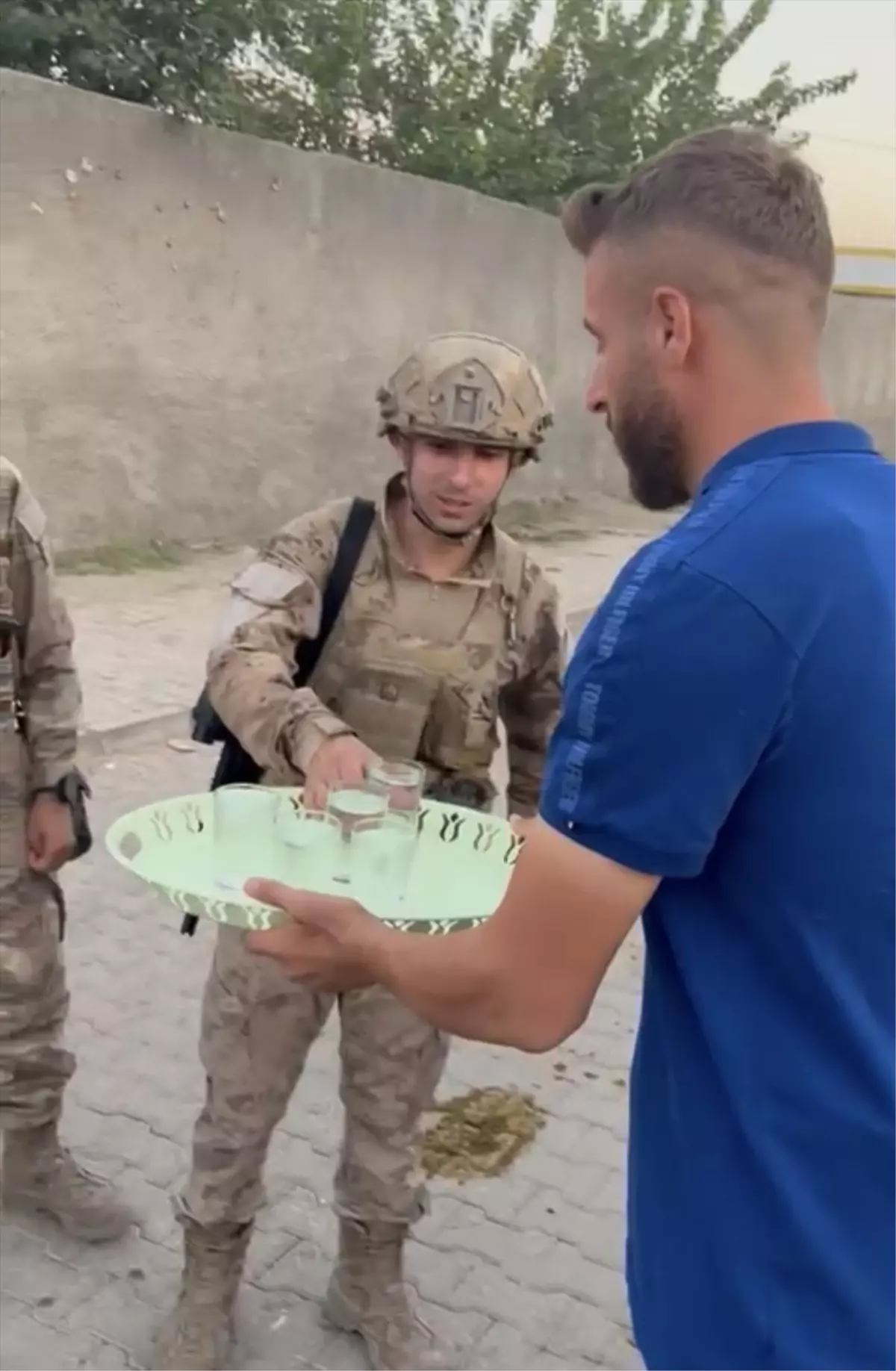 Silopi'de İzinsiz Gösteriye Müdahale Eden Jandarmaya Teşekkür