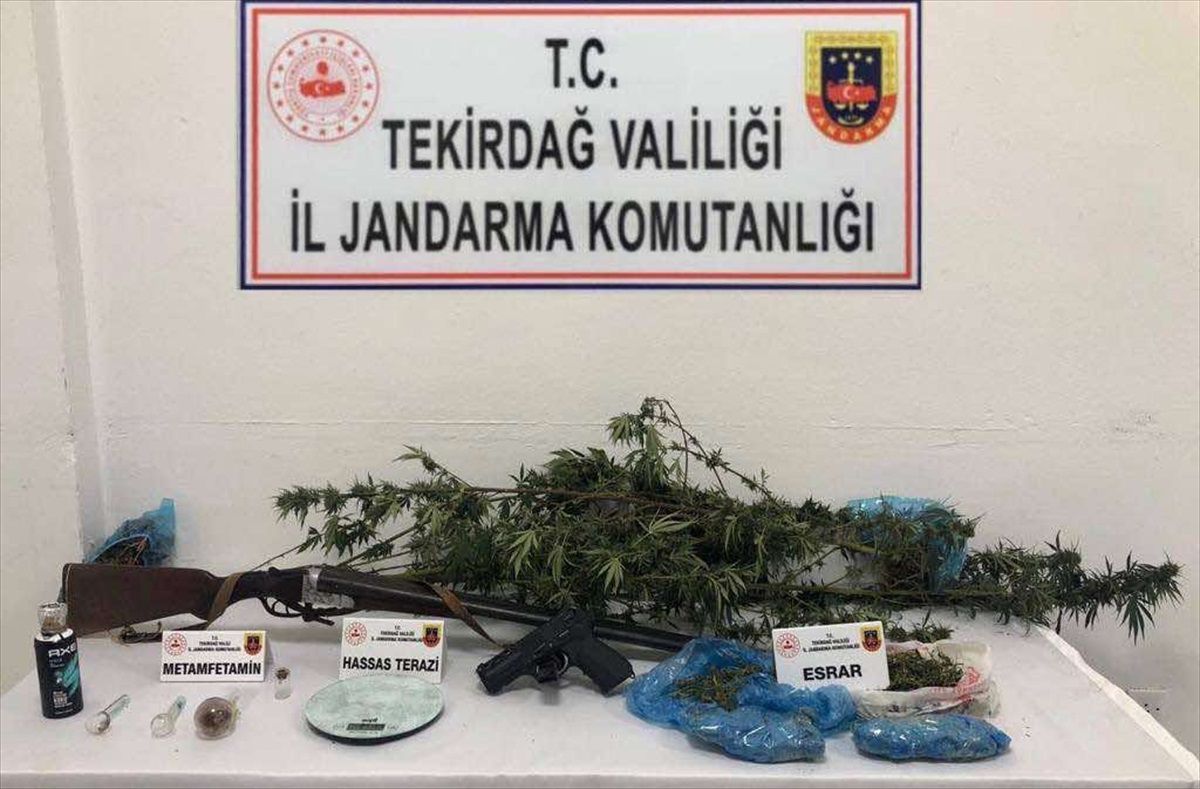 Tekirdağ'da Uyuşturucu Ticareti Yapan 10 Şüpheli Gözaltına Alındı