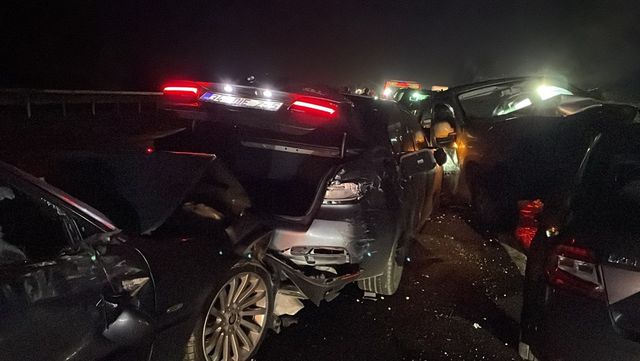 Anadolu Otoyolu'nda zincirleme trafik kazasında 6 kişi yaralandı