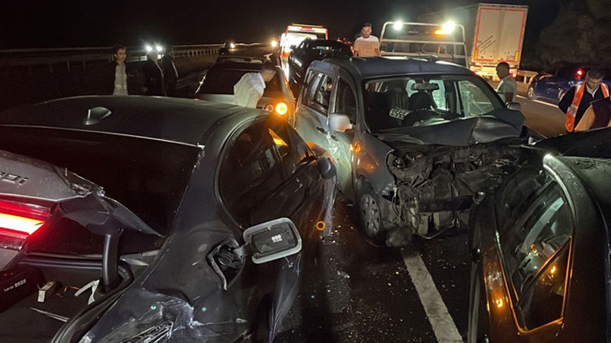 Anadolu Otoyolu'nda zincirleme trafik kazasında 6 kişi yaralandı