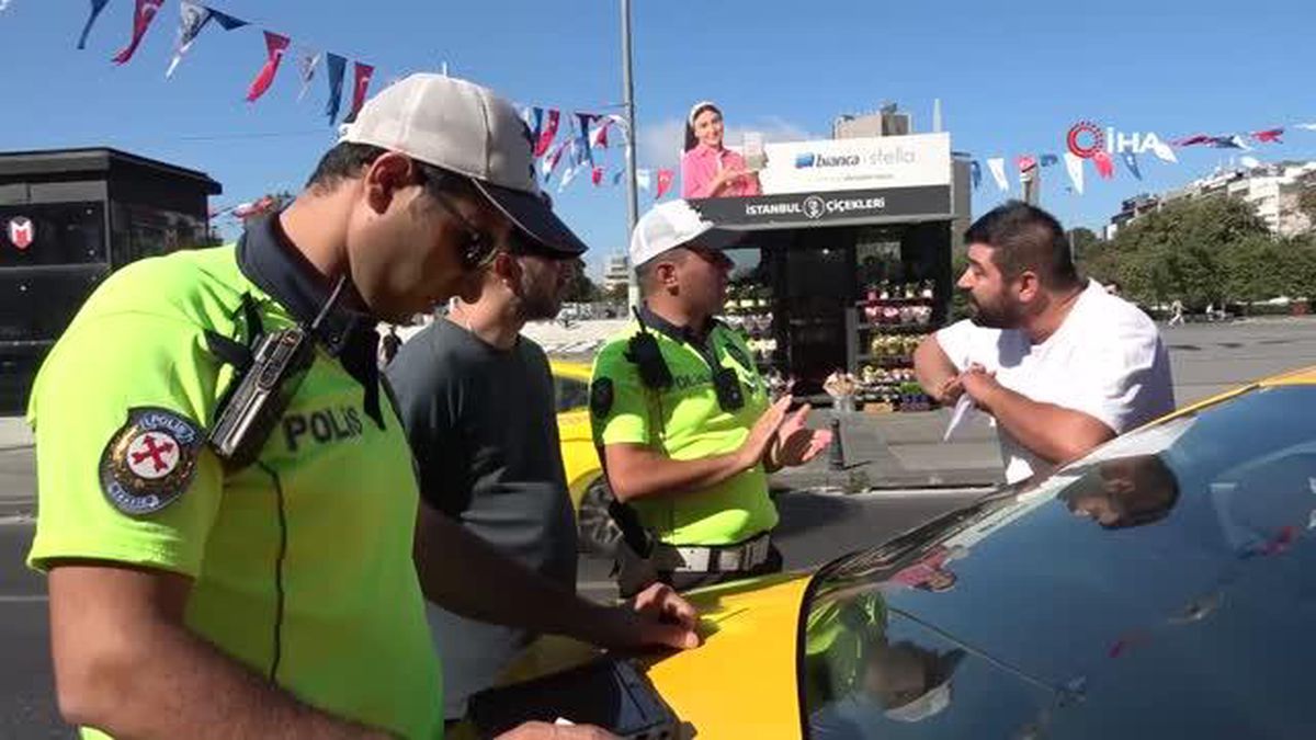 Taksim'de denetimde aracı bağlanan taksiciye ceza yazıldı