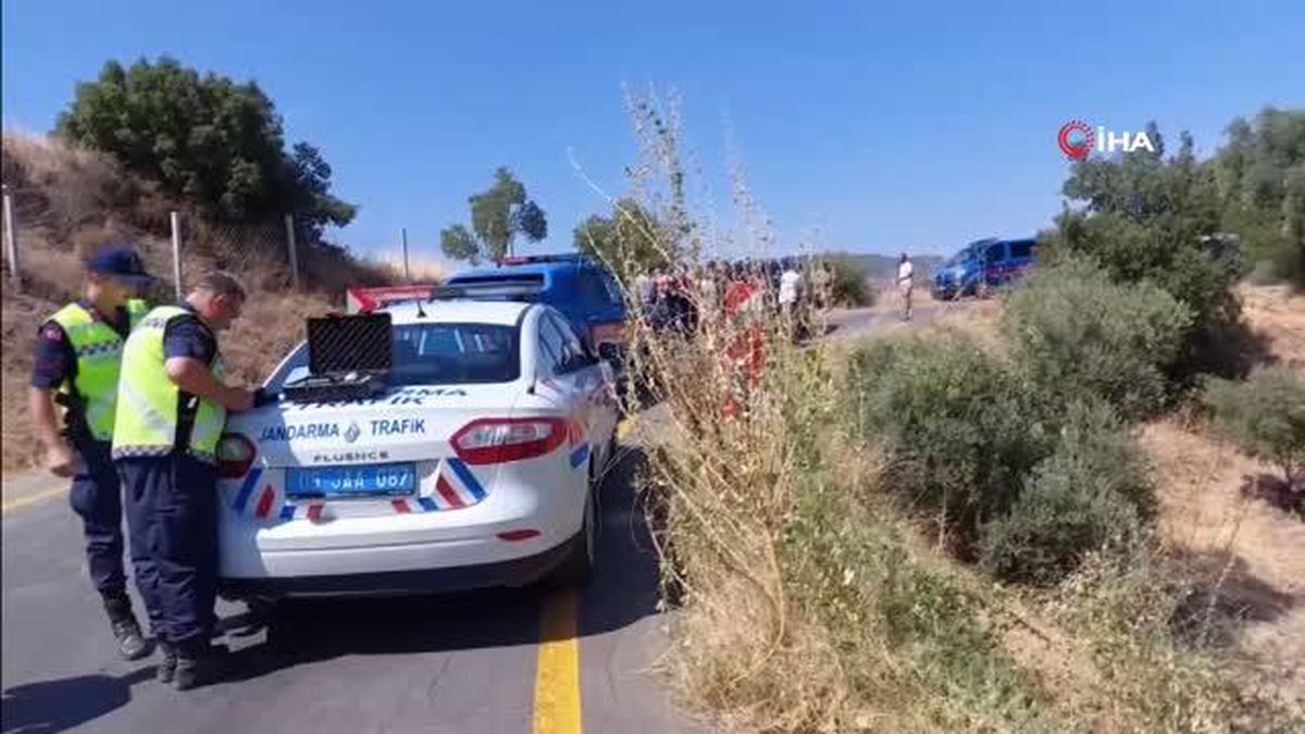 Aydın'da kaza: 4 yaralı, 1 kişi itfaiye tarafından kurtarıldı