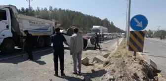 Ağrı'da düğün konvoyunda kaza: 5 yaralı
