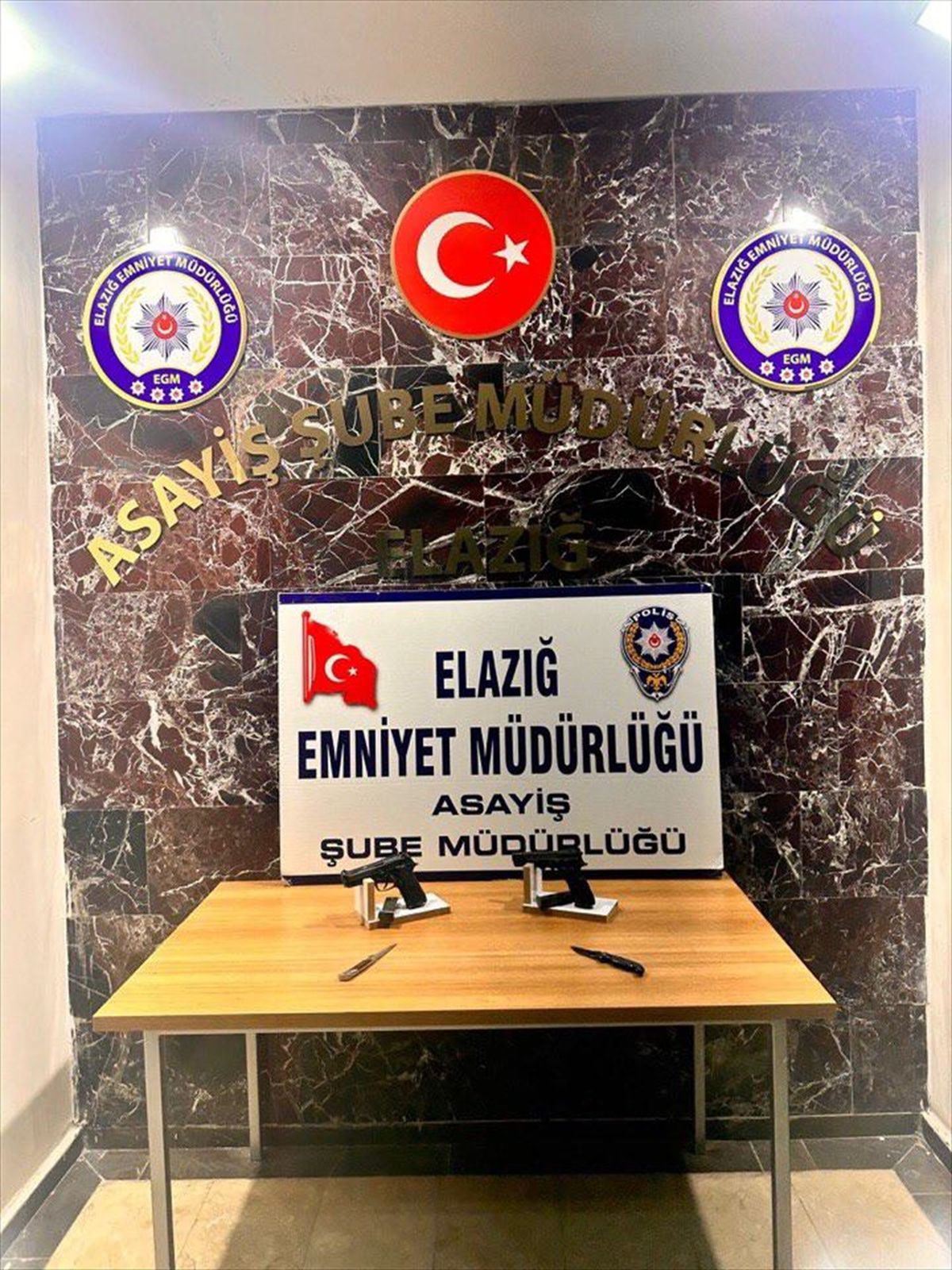 Elazığ'da 431 polisin katılımıyla asayiş uygulaması yapıldı