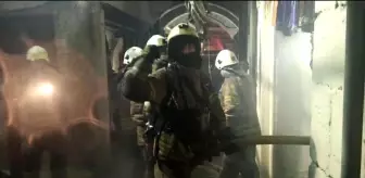 Kapalıçarşı'da çıkan yangın söndürüldü