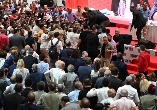Kılıçdaroğlu, İzmir İl Kongresi'ndeki olayların araştırılması talimatı verdi