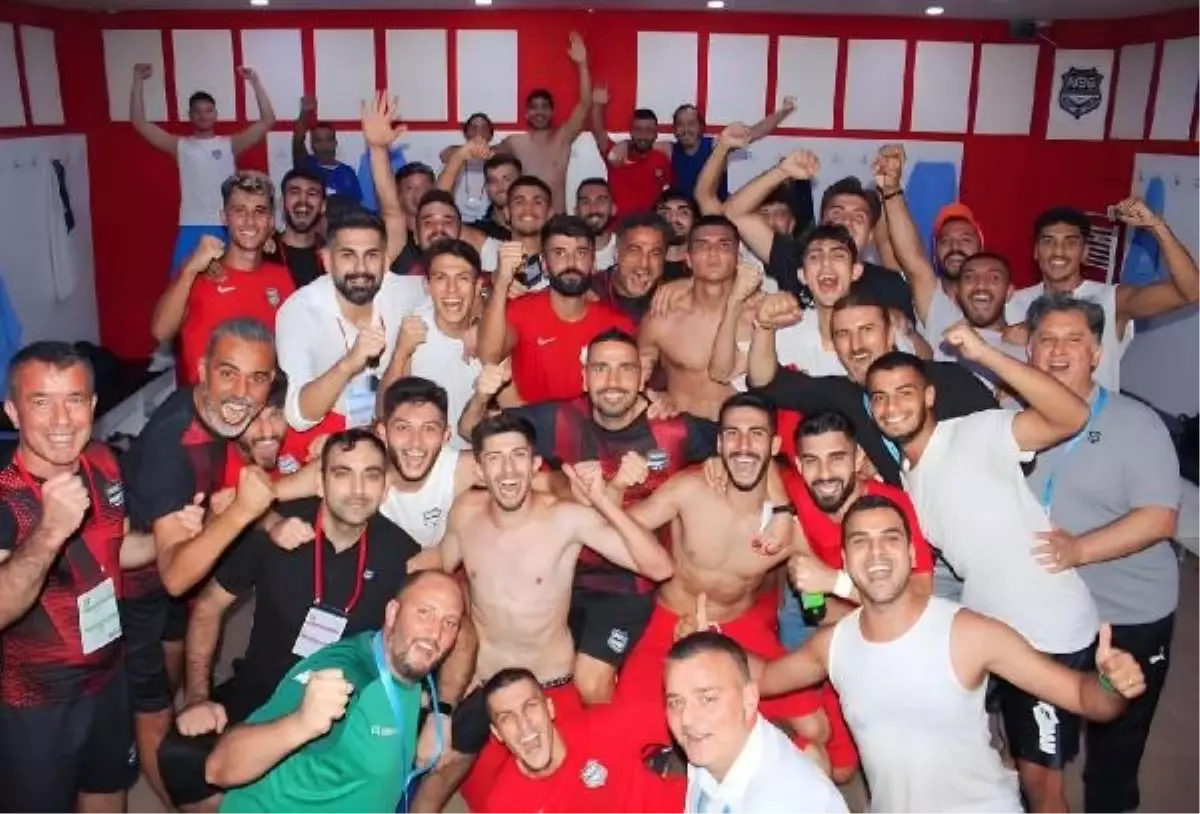 Nazilli Belediyespor, Bursaspor'u mağlup ederek zirveye kuruldu