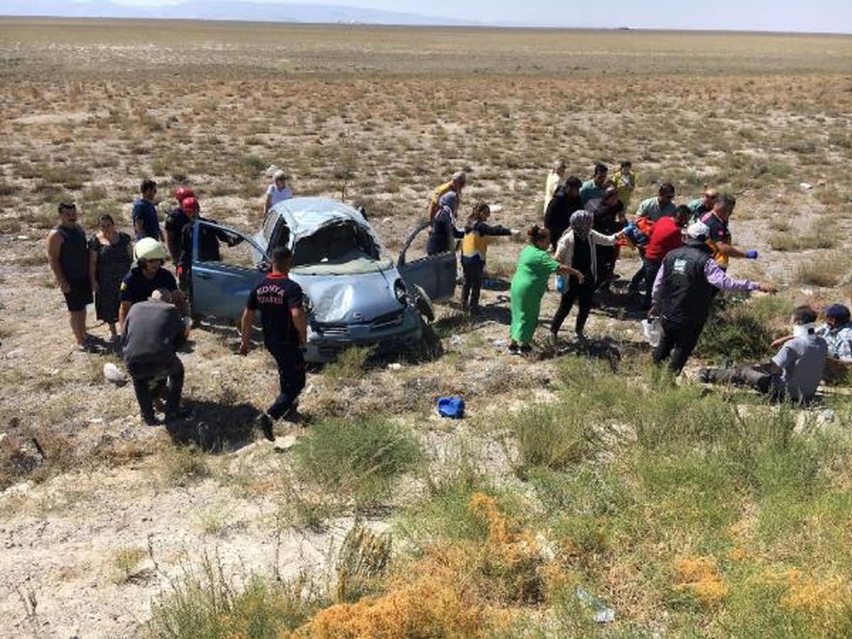 Konya'da Otomobil Takla Attı: 5 Kişi Yaralandı