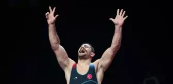 Taha Akgül, Dünya Güreş Şampiyonası'nda bronz madalya kazandı