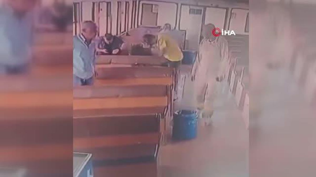 Vapurda yolcunun saçını yakan şahıs serbest bırakıldı