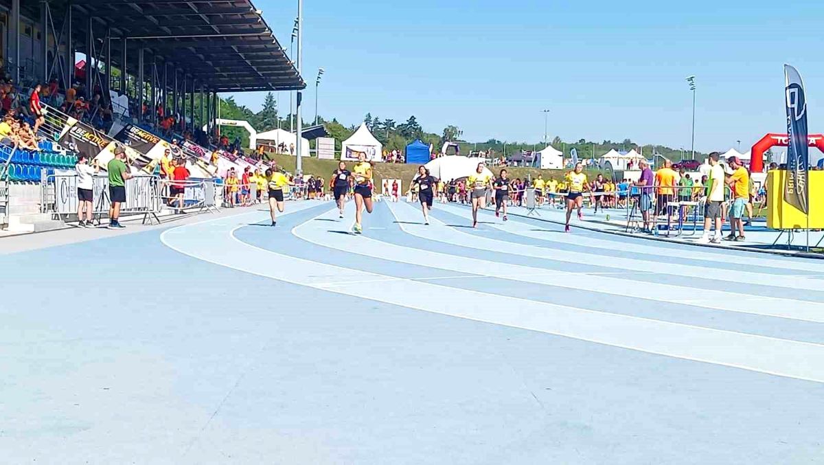 Çekya'da düzenlenen Ulusal Öğrenci Olimpiyatlarına Zağnospaşa Ortaokulu da katıldı
