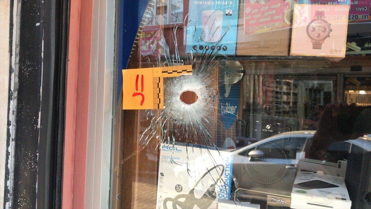 Adana'da Cep Telefonu Satıcısı Silahlı Saldırı Sonucu Öldürüldü