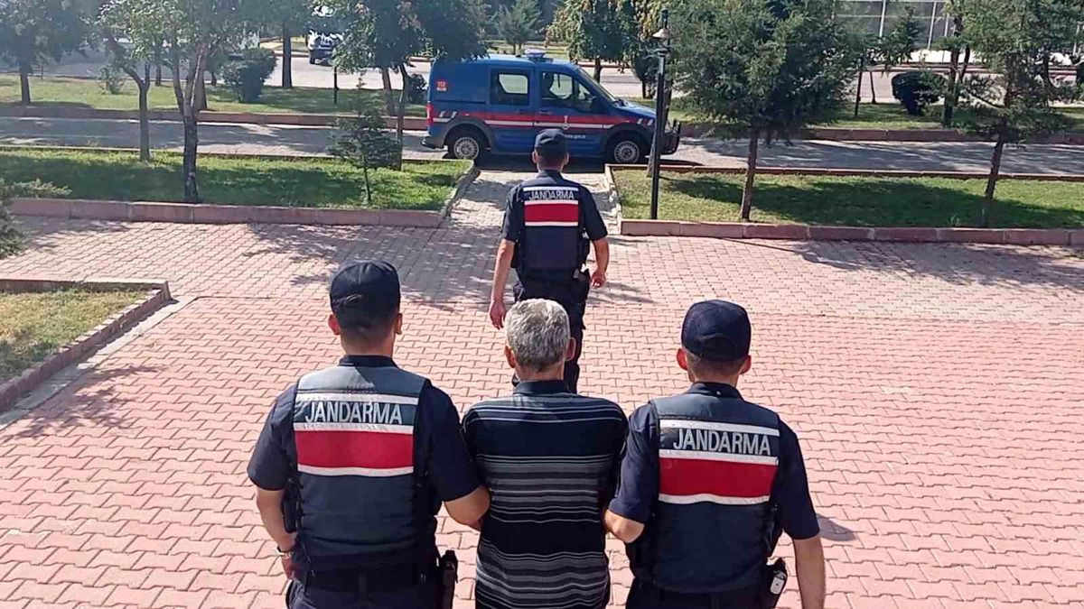 Aksaray'da Uyuşturucu Ticaretinden Aranan Şahıs Yakalandı