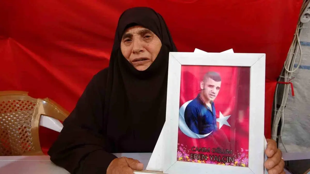 Ailelerin evlat nöbeti devam ediyor