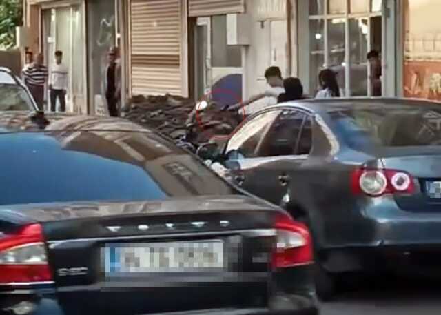 Diyarbakır'da iki aile arasında çıkan silahlı kavgada 3 kişi öldü, 1 kişi yaralandı