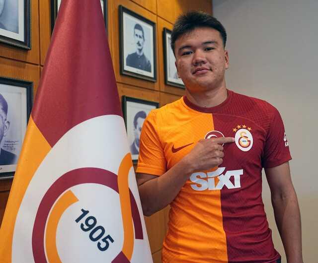 Galatasaray'dan Beknaz Almazbekov'a Yeni Sözleşme