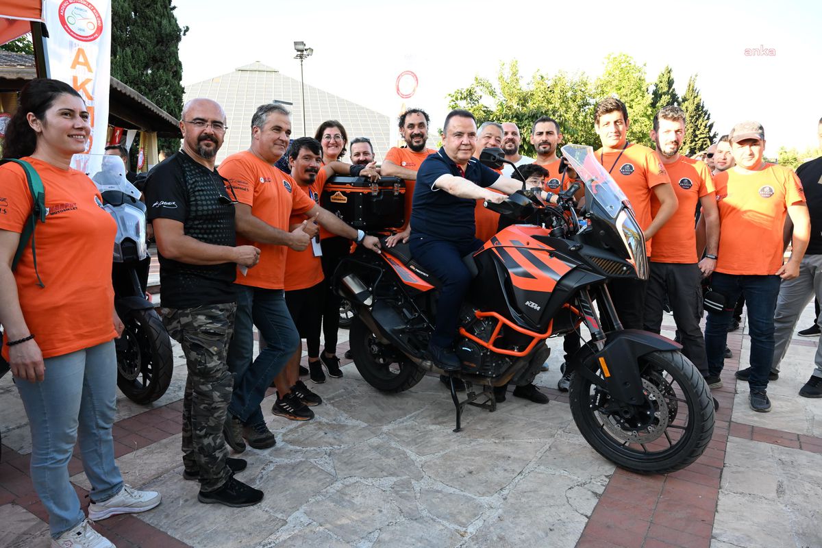 Antalya Büyükşehir Belediyesi'nin düzenlediği 'HobiFest 2023' renkli görüntülere sahne oldu