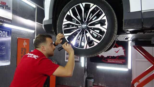 İlk defa ekspertize giren yerli otomobil TOGG, uzmanlardan tam puan aldı İlk defa ekspertize giren yerli otomobil TOGG, uzmanlardan tam puan aldı