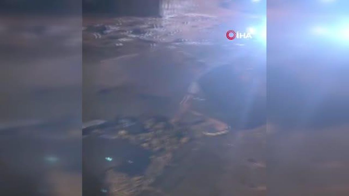 Bodrum'da İsale Hattında Patlama: İş Yerleri Su Bastı, Araçlar Hasar Gördü