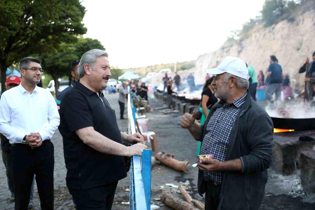 Melikgazi Salça Günleri'nde 3 Bin 148 Aile Salçasını Kaynattı