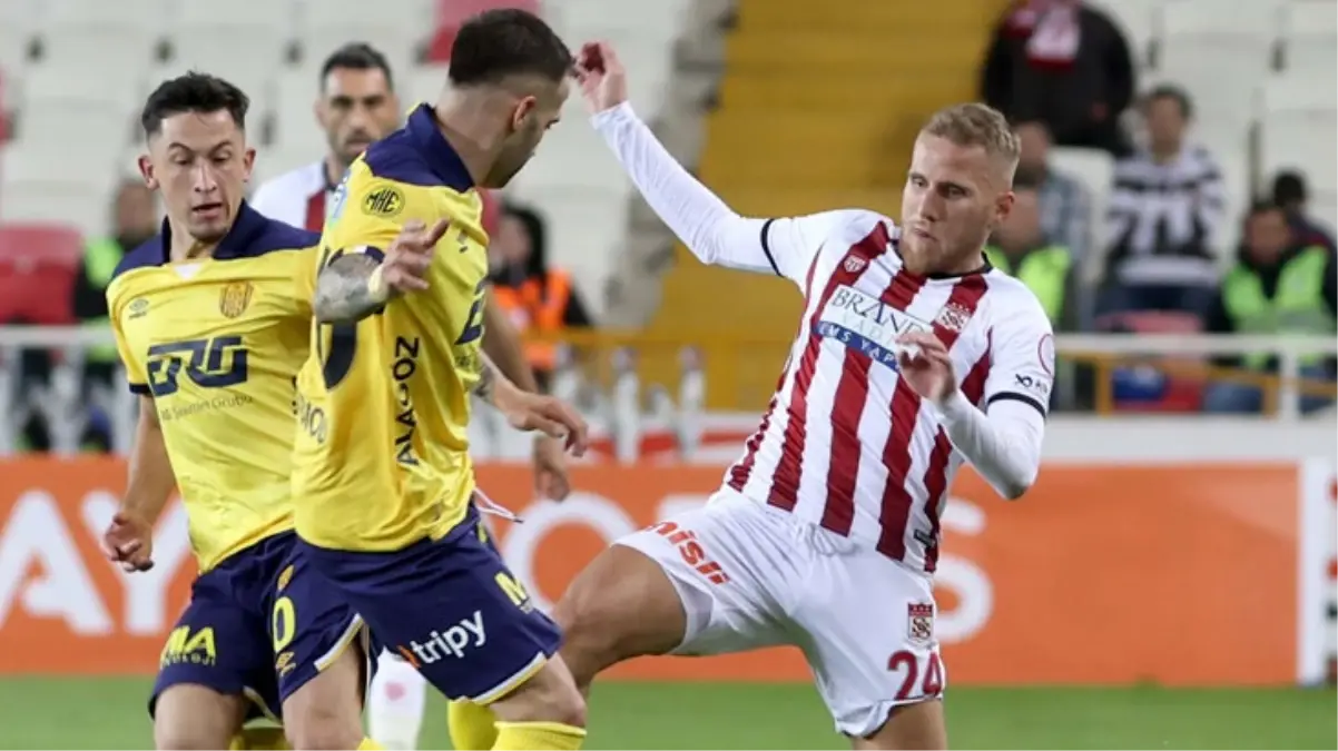 Bu sezon bir ilk! Ankaragücü Sivasspor'u deplasmanda devirdi