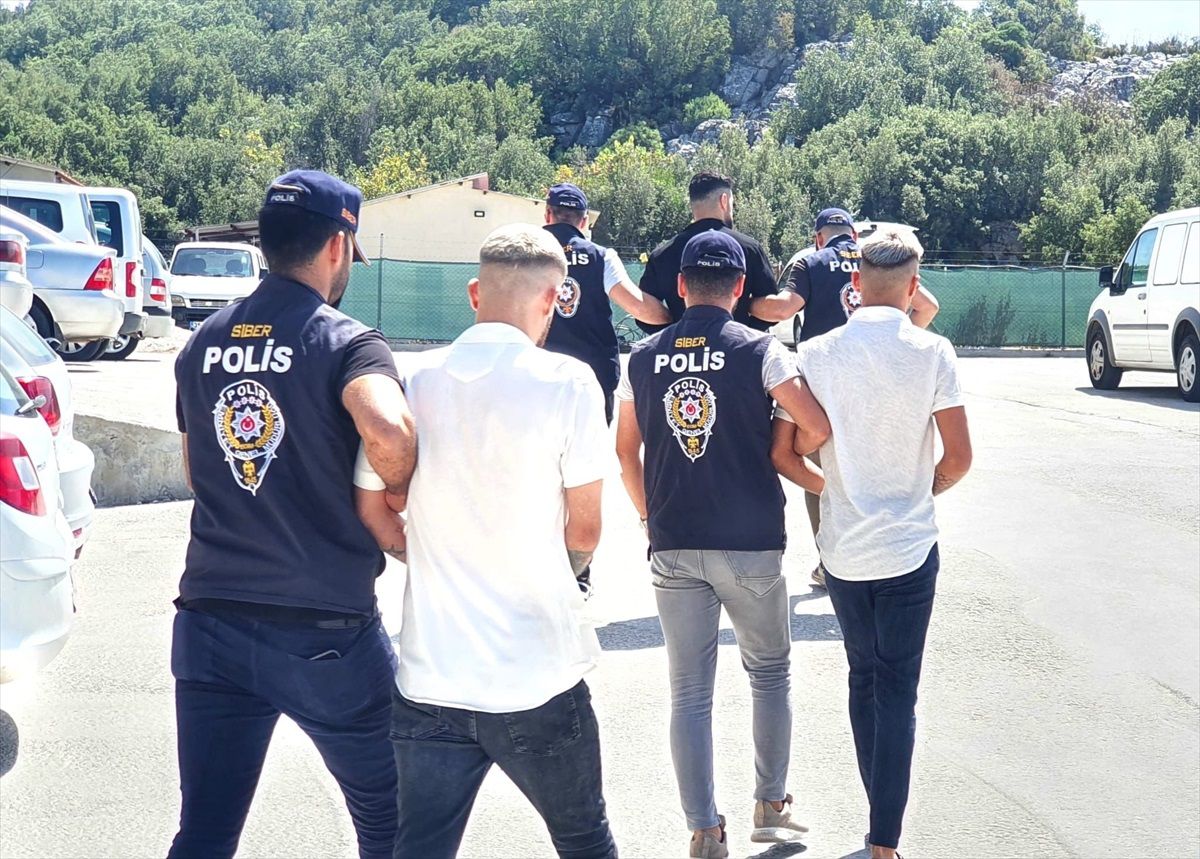 Muğla'da dolandırıcılık şüphelileri tutuklandı