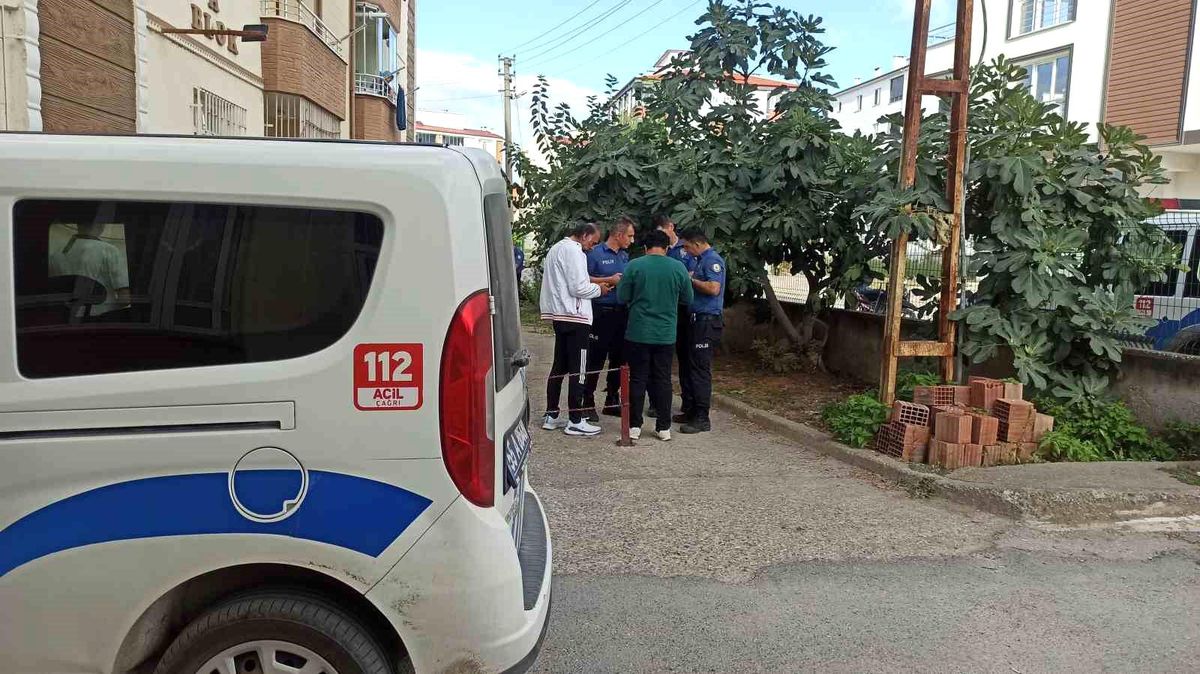 Samsun'da Aile İçi Şiddet Olayı: Şahıs Ablasını ve Ağabeyinin Kayınbiraderini Bıçakladı