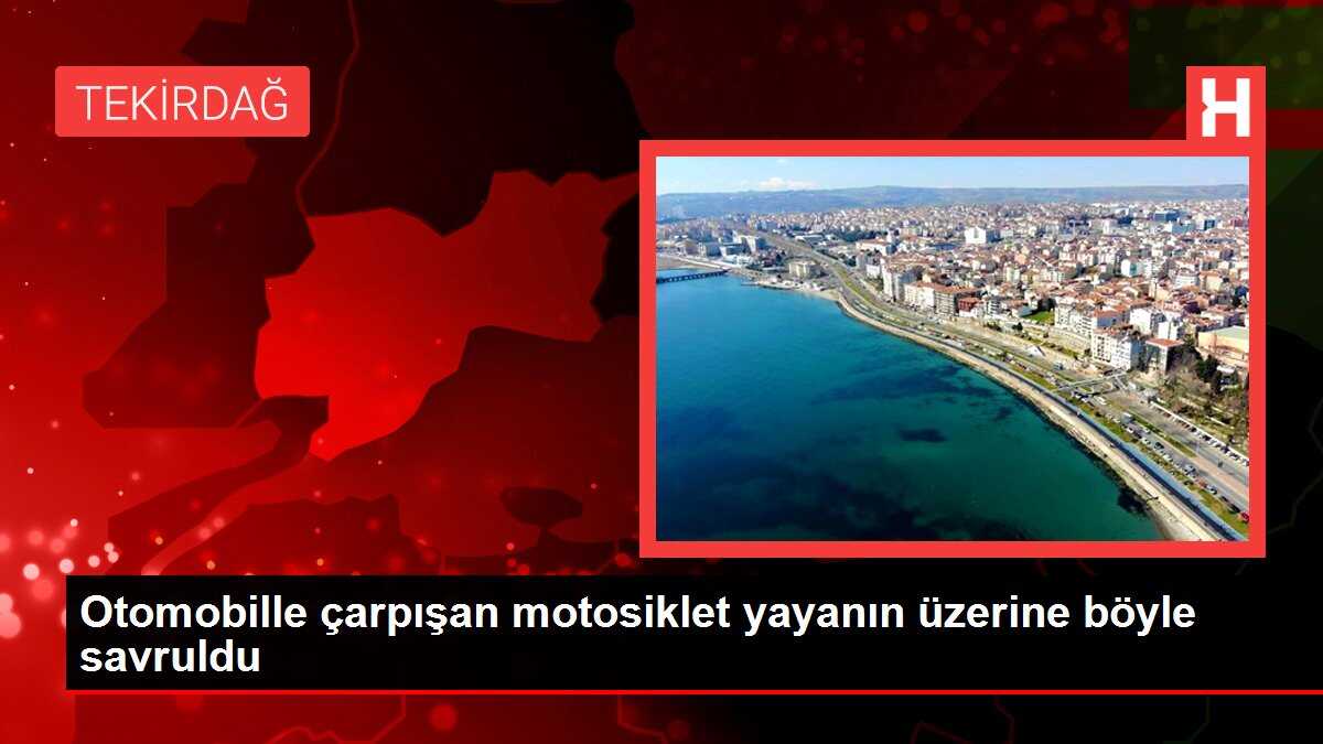 Otomobille çarpışan motosiklet yayanın üzerine böyle savruldu