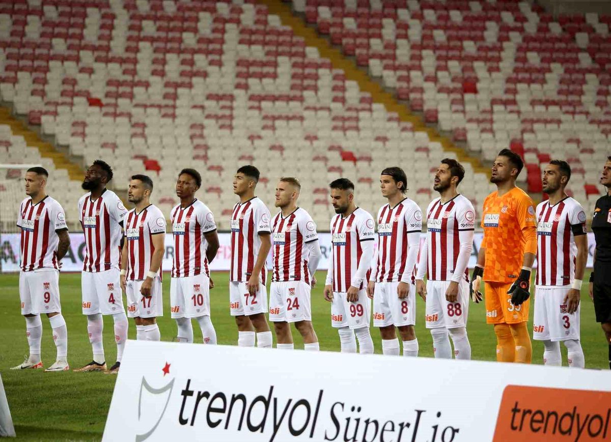EY Sivasspor, MKE Ankaragücü'ne mağlup oldu