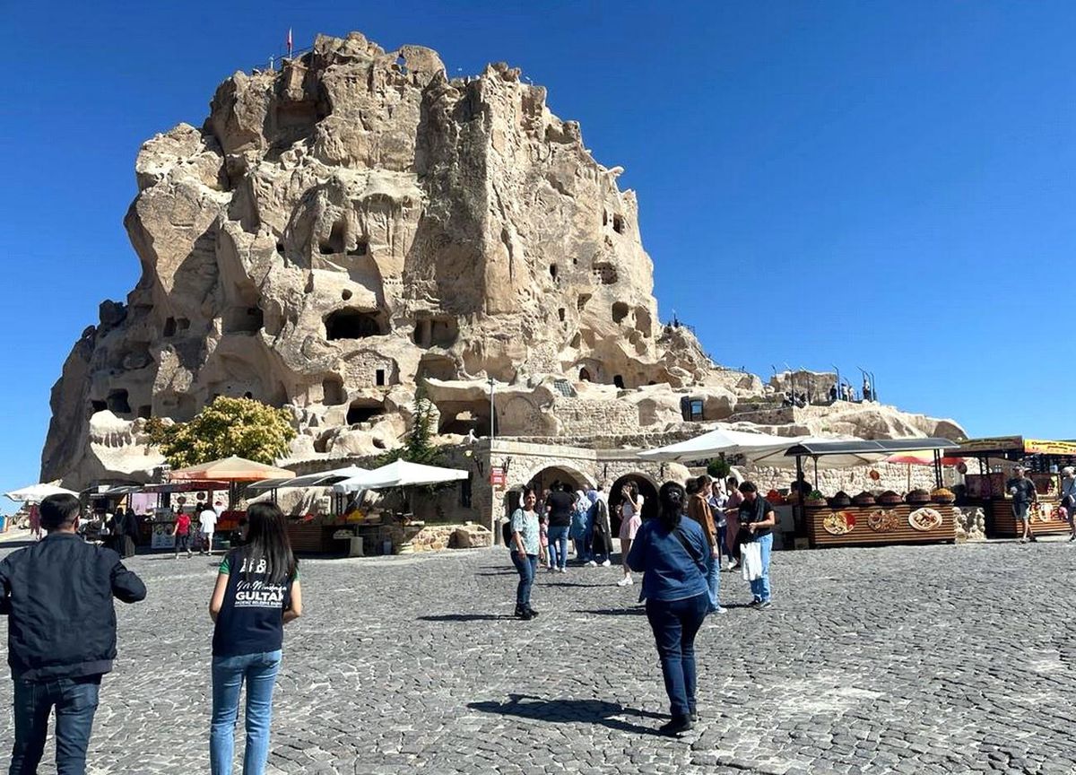 Akdeniz Belediyesi Kadınları Kapadokya'ya Götürdü