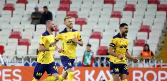 E.Y Sivasspor, MKE Ankaragücü'ne mağlup oldu