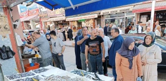 Samsun'da Balık Fiyatları Ucuzlayınca Vatandaşlar Yarıştı