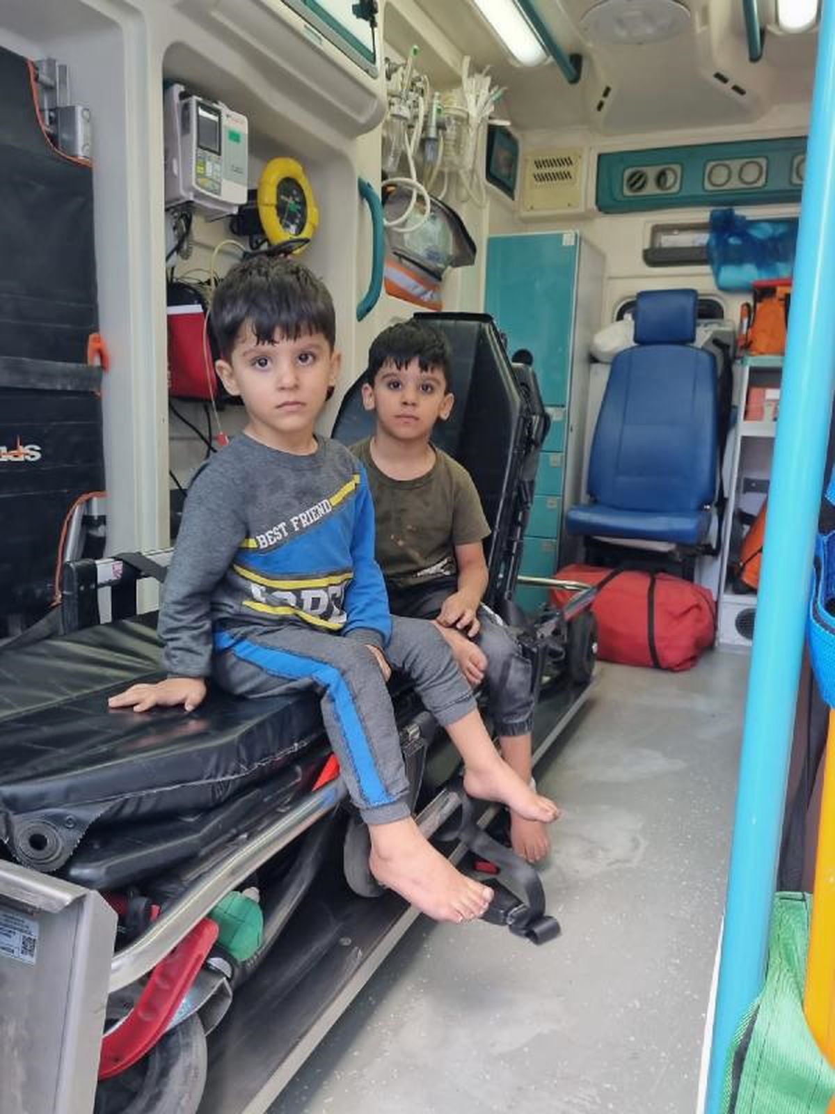 Samsun'da 3 Katlı Binada Yangın: Mahalle Halkı 2 Çocuğu Kurtardı